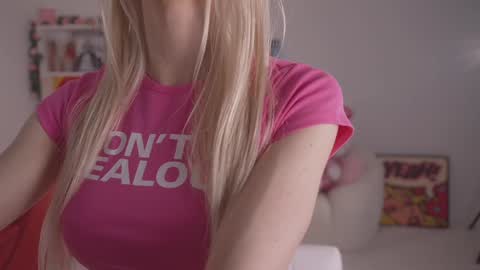 Stella online show from 01-02-25, 11:49