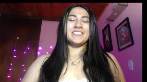 bunnyEmilyR0s33 online show from 12-10-24, 10:26