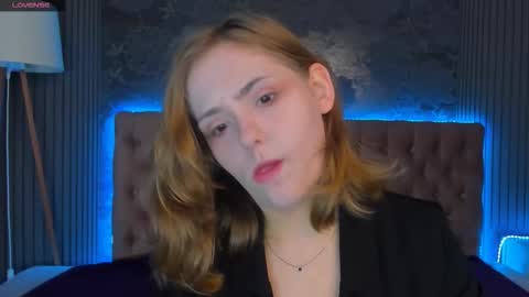 BunnyShows online show from 11-18-25, 06:18