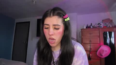 Snapshot of bunnyy09 chatting on 10-30-25, 07:14 Jess online show from 10-30-25, 07:14