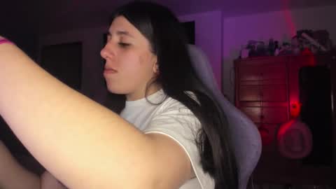 Jess online show from 11-18-25, 03:12