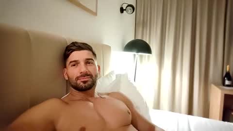 Snapshot of bunzdanny chatting on 01-10-25, 10:25 BunzDanny online show from 01-10-25, 10:25