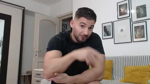 Snapshot of bunzdanny chatting on 02-20-25, 04:25 BunzDanny online show from 02-20-25, 04:25