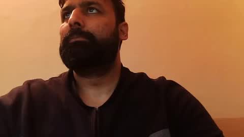 Hairy Arabian online show from 01-09-25, 08:34