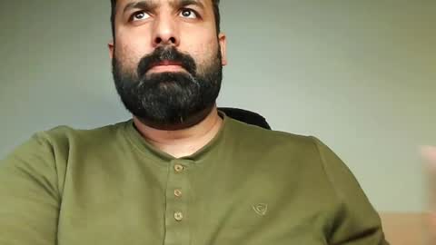 Hairy Arabian online show from 01-17-25, 11:38