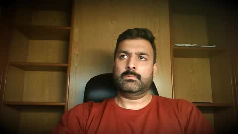 Hairy Arabian online show from 10-17-25, 09:45