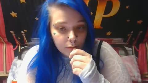 lilly online show from 12-05-25, 07:17