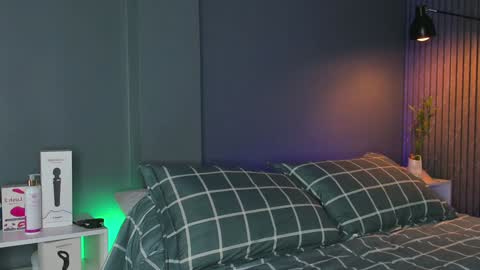 Buster independent model online show from 02-07-25, 08:11