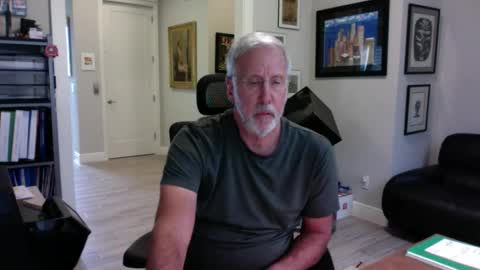 Snapshot of bustinout99 chatting on 09-17-25, 06:42 afternoon wood online show from 09-17-25, 06:42