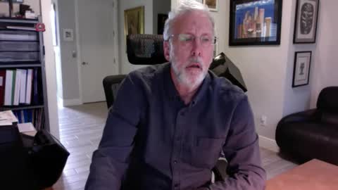 Snapshot of bustinout99 chatting on 11-02-25, 03:25 afternoon wood online show from 11-02-25, 03:25