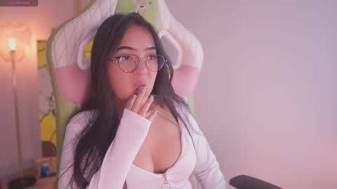 zafiro online show from 11-12-25, 07:24