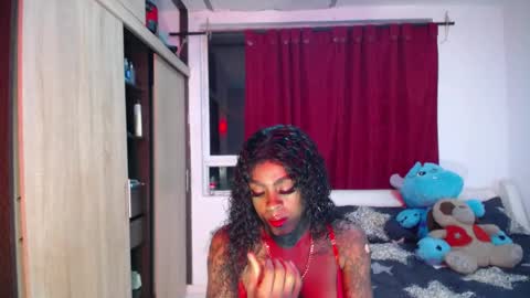 butterfly_rouse online show from 12-22-25, 01:13