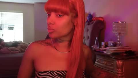 Snapshot of butterflybootyy chatting on 10-11-25, 12:58 butterfly booty online show from 10-11-25, 12:58