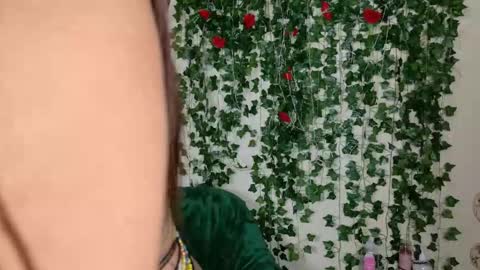 Snapshot of butterflybootyy chatting on 10-29-25, 05:14 butterfly booty online show from 10-29-25, 05:14