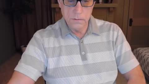 Snapshot of buttnakedfun954737 chatting on 12-25-24, 09:02 Miles online show from 12-25-24, 09:02