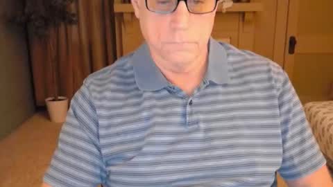 Snapshot of buttnakedfun954737 chatting on 12-26-24, 01:21 Miles online show from 12-26-24, 01:21