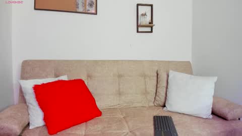 BUNNY BELLA online show from 03-17-26, 10:24