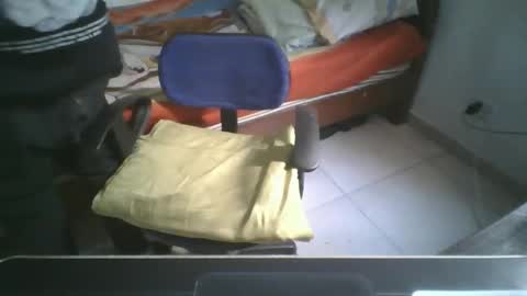 Snapshot of bwc_thebully chatting on 10-13-25, 07:47 bwc_thebully online show from 10-13-25, 07:47