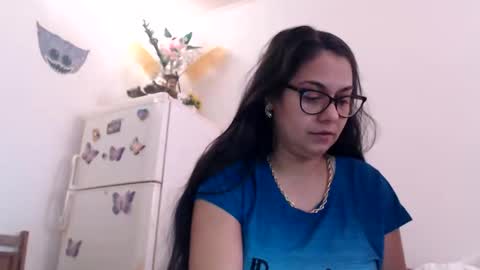 Snapshot of byanna_kevin chatting on 01-06-25, 08:35 Byanna and Kevin online show from 01-06-25, 08:35