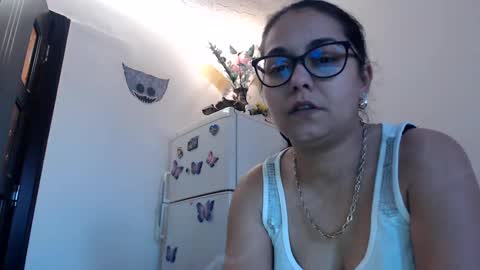 Snapshot of byanna_kevin chatting on 01-09-25, 12:52 Byanna and Kevin online show from 01-09-25, 12:52