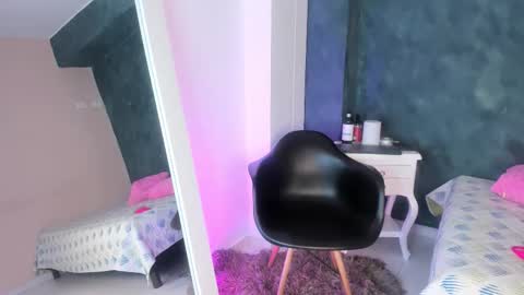 S A B R I N A  online show from 03-25-26, 12:11