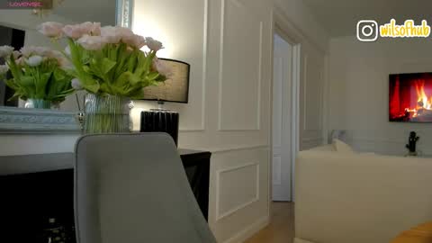 Snapshot of bzzzme chatting on 03-10-25, 10:15 My name is Sofia I will be glad if you spend your time with me 3 online show from 03-10-25, 10:15