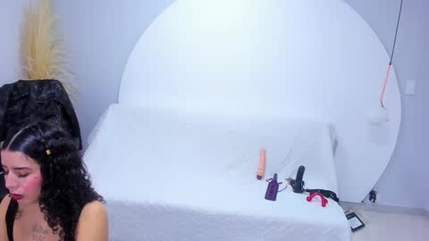 c4roline1_ online show from 11-05-25, 11:16