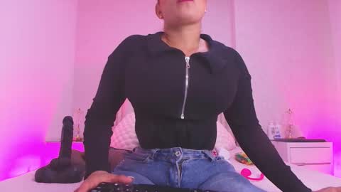 Carolina online show from 01-14-26, 03:12