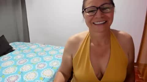 caarlaa_69 online show from 11-19-25, 10:15