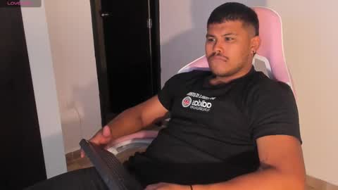 Snapshot of caballero_____ chatting on 12-28-24, 04:08 INSTAGRAM CABALLERO 1998 online show from 12-28-24, 04:08