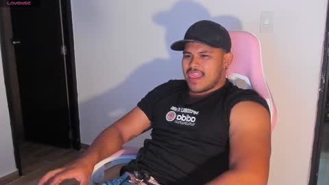 Snapshot of caballero_____ chatting on 12-30-24, 01:26 INSTAGRAM CABALLERO 1998 online show from 12-30-24, 01:26