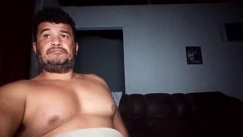 Snapshot of cafinfi1 chatting on 02-11-26, 04:39 cafinfi1 online show from 02-11-26, 04:39