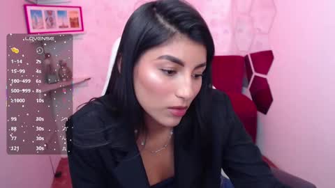 Snapshot of cailee_mansour chatting on 09-26-25, 07:07 Cailee  online show from 09-26-25, 07:07