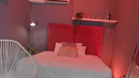 Snapshot of cailing chatting on 02-12-26, 11:05 I am Katherine online show from 02-12-26, 11:05