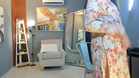 Snapshot of cailing chatting on 02-23-26, 11:07 I am Katherine online show from 02-23-26, 11:07