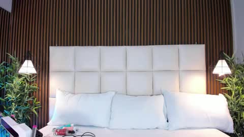 CailynBrown online show from 11-08-25, 04:45