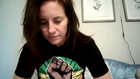 Caitie Citrine online show from 10-28-25, 07:05