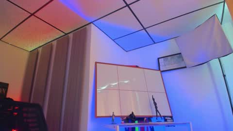 Snapshot of caitlingomez0 chatting on 10-30-25, 02:29 caitlingomez0 online show from 10-30-25, 02:29