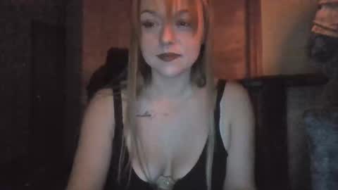 Caity online show from 11-11-25, 05:07
