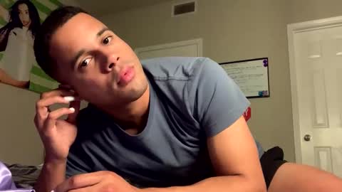 Snapshot of cakedupmothman chatting on 01-27-25, 05:14 cakedupmothman online show from 01-27-25, 05:14