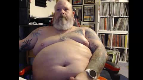 Snapshot of cakesthadstroyr chatting on 11-17-25, 05:52 cakesthadstroyr online show from 11-17-25, 05:52