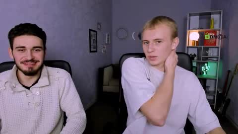 Snapshot of caleb_lichi chatting on 12-16-25, 03:28 aleb online show from 12-16-25, 03:28