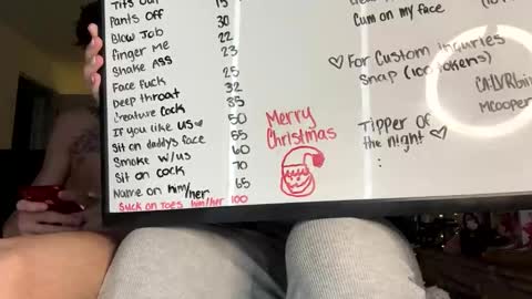 Snapshot of calicreamdaddy chatting on 12-17-24, 04:12 CaliCreamDaddy online show from 12-17-24, 04:12