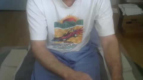 Snapshot of califun4u chatting on 01-16-25, 10:23 califun4u online show from 01-16-25, 10:23