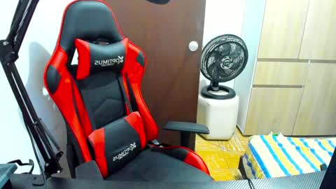 calihotcaliente27 online show from 01-11-25, 09:57