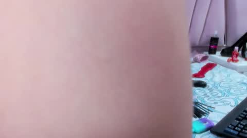 Snapshot of calipso_swet chatting on 12-12-24, 07:30 Calipso Swet online show from 12-12-24, 07:30