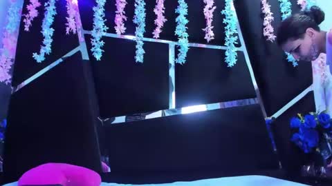 Snapshot of calipso_swet chatting on 09-16-25, 08:43 Calipso Swet online show from 09-16-25, 08:43