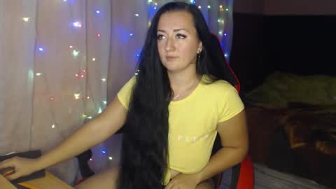 Snapshot of call_me_shaya chatting on 10-13-25, 03:45 Shaya online show from 10-13-25, 03:45