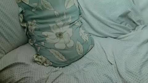 Snapshot of callme_pogs chatting on 10-24-25, 03:52 callme_pogs online show from 10-24-25, 03:52