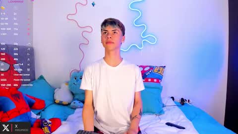 Snapshot of callum_77 chatting on 10-10-25, 05:28 CALLUM online show from 10-10-25, 05:28